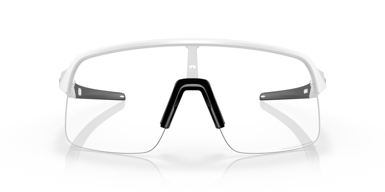 Oakley SUTRO LITE fotokromatska sončna očala s okvirjem Matte White in lečami Clear Photochromic