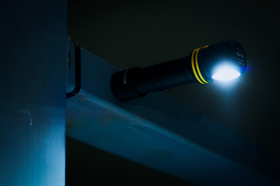ArmyTek Elf C2 LED ročna svetilka studeno bela, napajanje iz akumulatorja, 1100 lm, 4800 h, 65 g