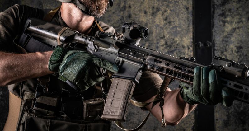 Mechanix FastFit rokavice antistatične, olivne