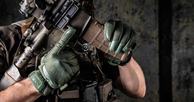 Mechanix FastFit rokavice antistatične, olivne