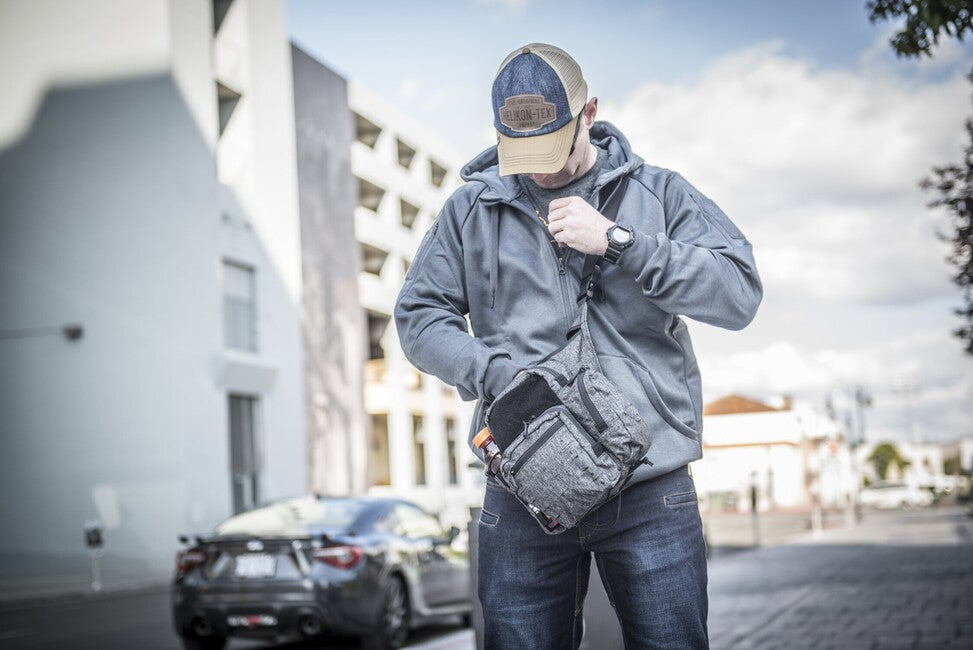 Helikon-Tex URBAN TACTICAL HOODIE pulover s kapuco (FullZip), črna