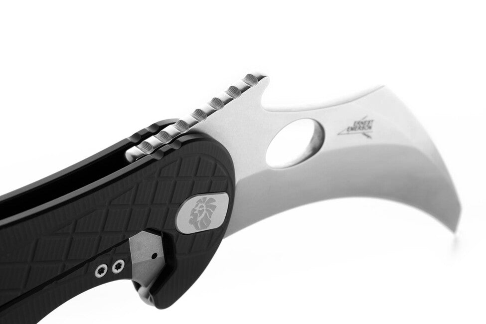 Lionsteel L.E. ONE 1 A BS Μαχαίρι KARAMBIT Μαύρο/Stone Washed, Σχεδιασμένο σε Συνεργασία με Emerson Design