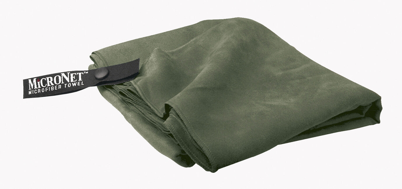 Gear Aid Microfiber Towel brisača iz mikrovlaken z antibakterijsko obdelavo in mrežasto vrečko Brisače rok GearAid, 75 x 120 cm, mach