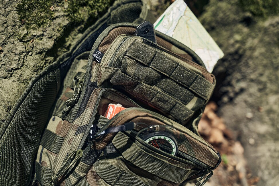 Brandit US Cooper torba čez ramo, darkcamo