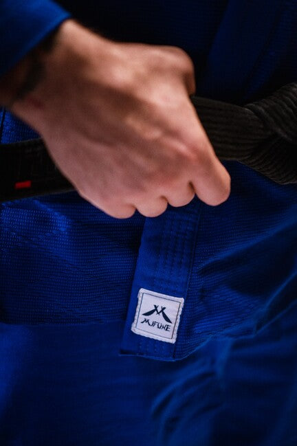 Katsudo Tokyo judo kimono 750g, belo
