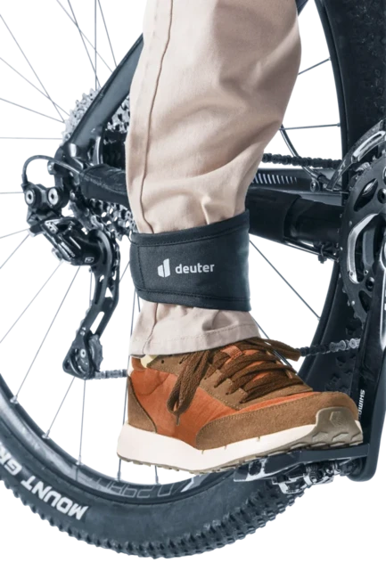 Deuter Pants Protector varnostni pokrov, črn