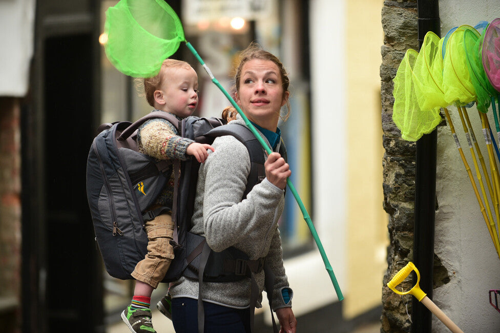 LittleLife Traveller S4 otroški nahrbtnik, siv