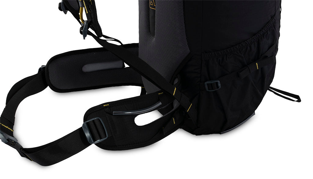 Pinguin Trail 42 nahrbtnik Nylon, 42 L, črn