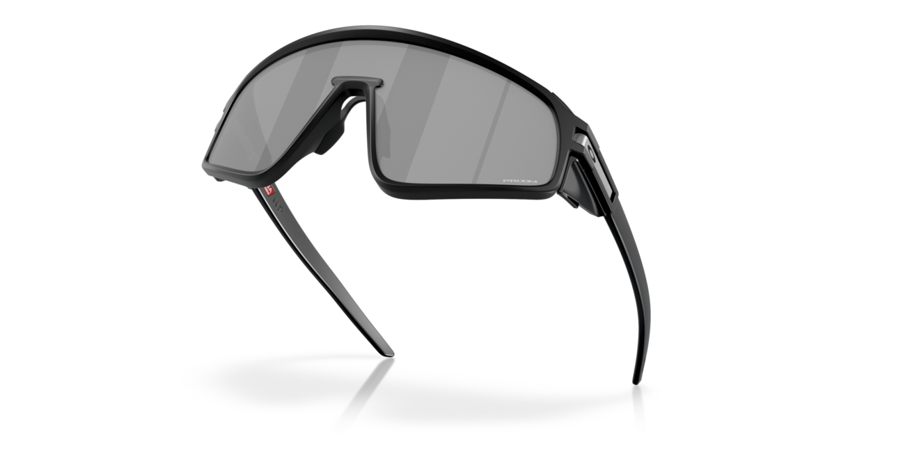 Oakley LATCH PANEL sončna očala s okvirjem Matte Black in Prizm lečami, 35