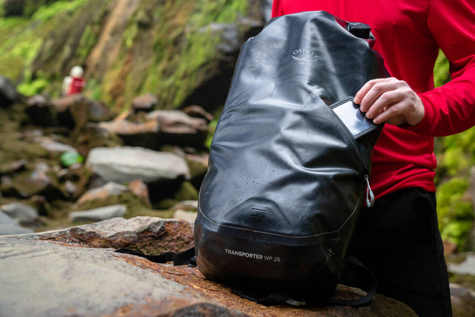 Osprey Transporter Roll Top Waterproof 25 Backpack, Black