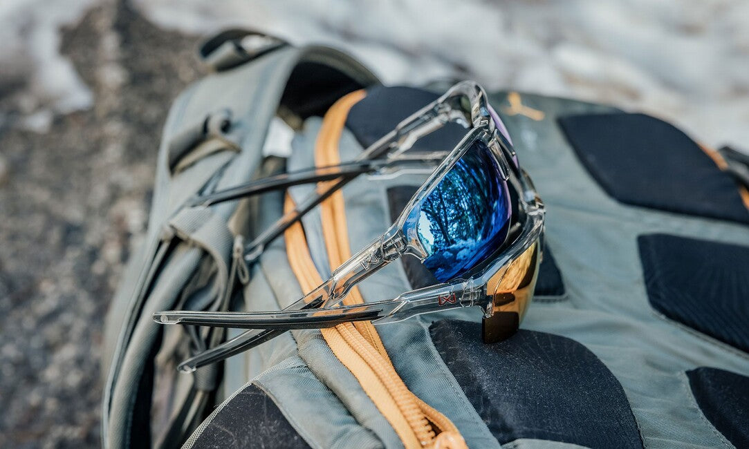 Wiley X Jakl sončna očala Captivate Polarized Blue Mirror/Gloss Crystal Grey