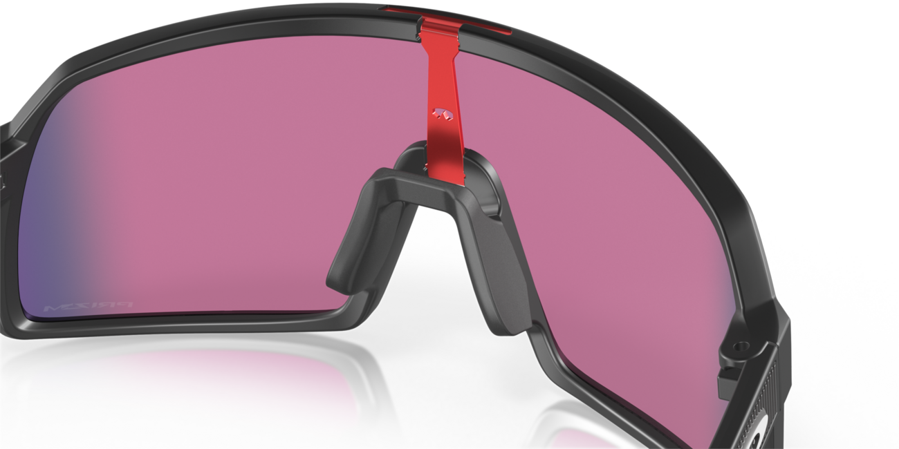 Oakley SUTRO S sončna očala s okvirjem Matte Black in stekli Prizm Road