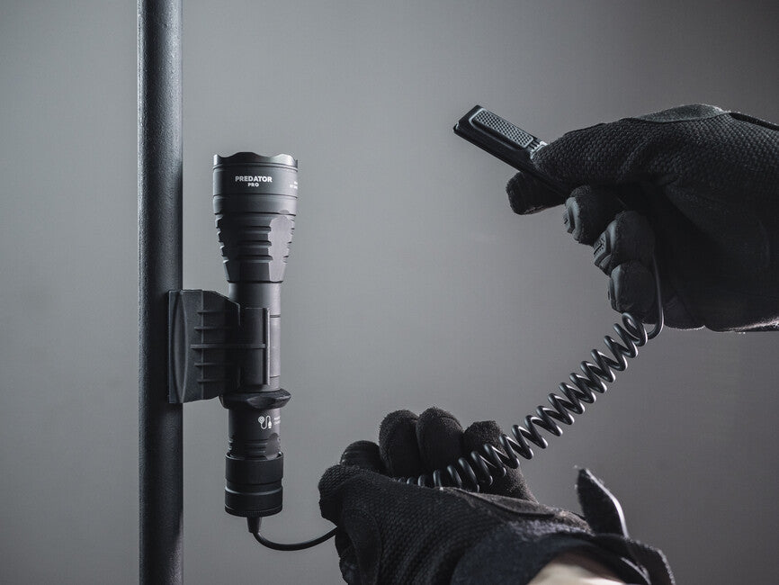 ArmyTek Predator Pro Magnet USB Extended set za taktiko, topla bela svetilka