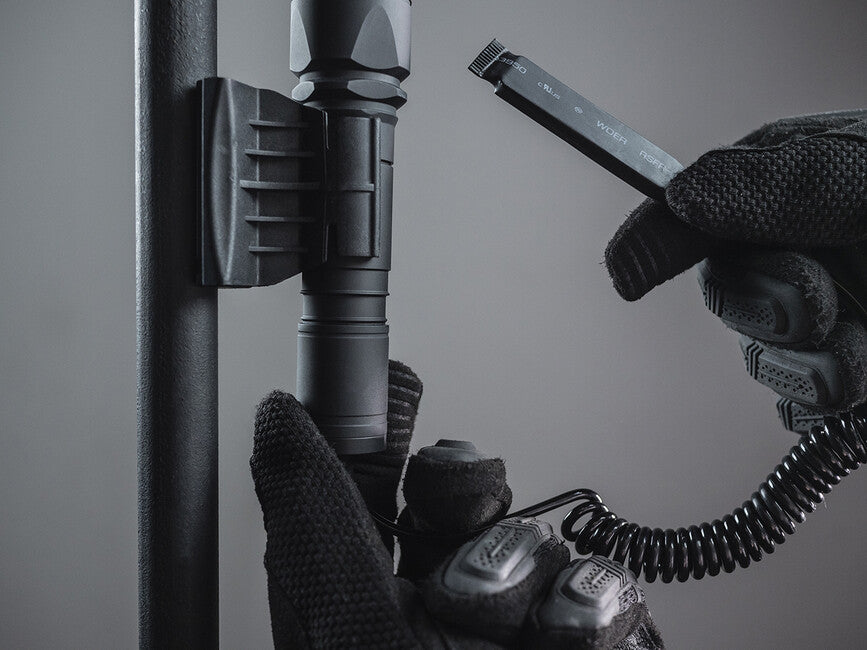 ArmyTek Dobermann Extended set taktični s svetilko