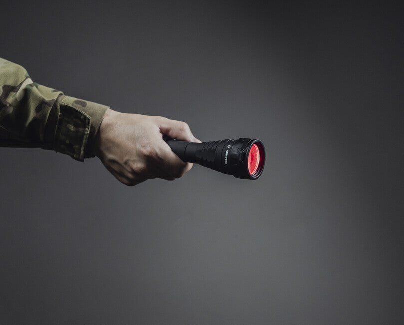 ArmyTek Predator Pro Magnet USB Extended set za taktiko, topla bela svetilka