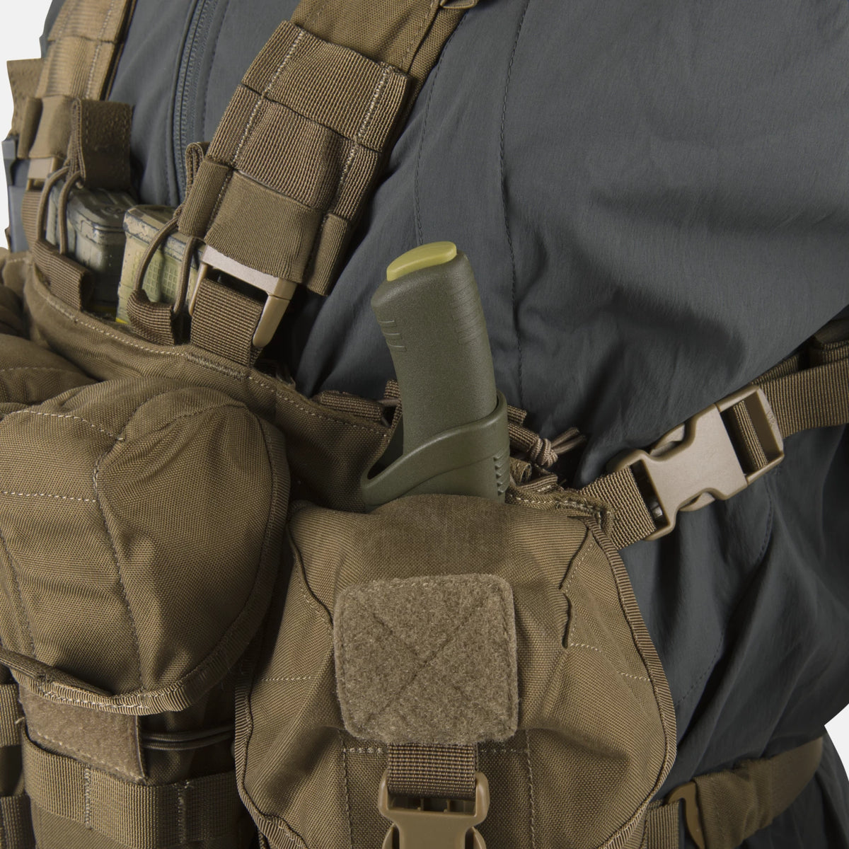 Helikon-Tex Guardian Chest Rig® univerzálna platforma na nosenie zásoby munície a vybavenia, Coyote – detail 6