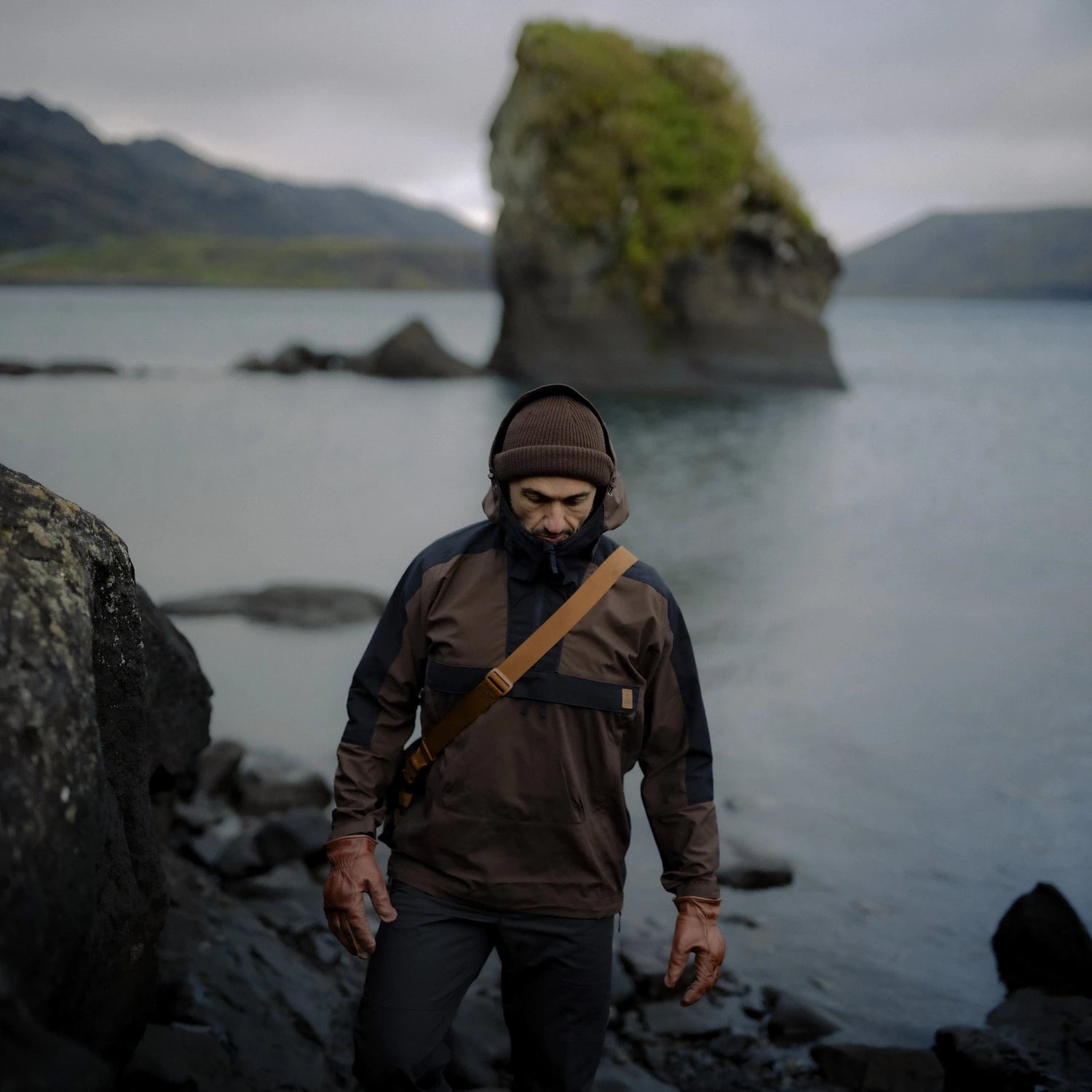 Helikon-Tex WOODSMAN Anorak bunda, Coyote – v použití 3