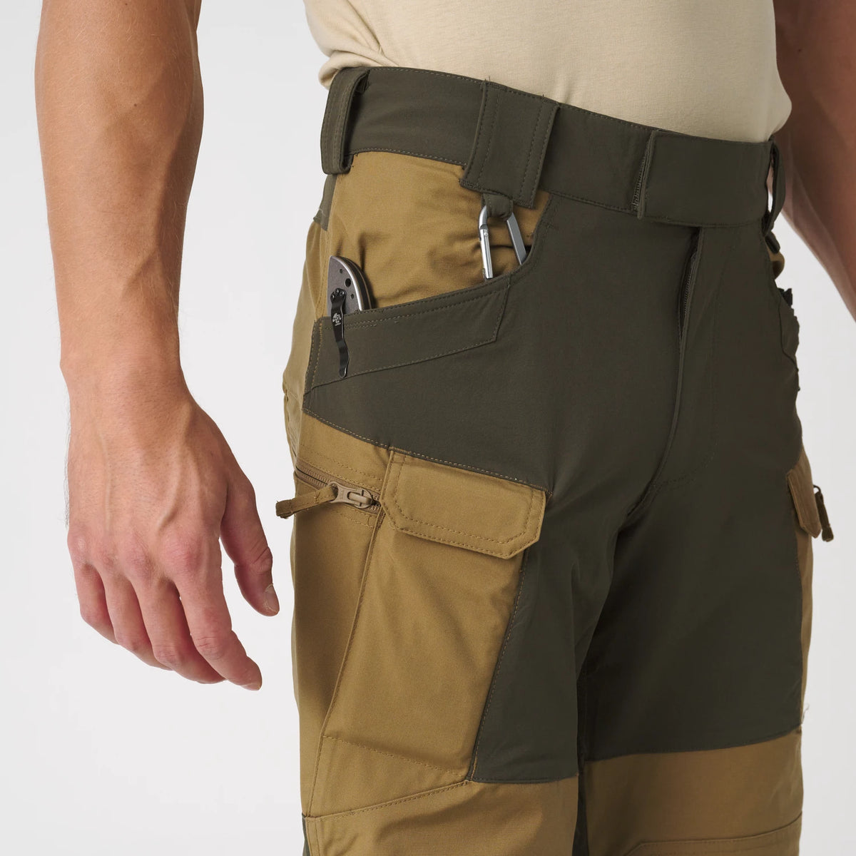 Helikon-Tex HYBRID OUTBACK nohavice Dura Canvas DuraCanvas, Coyote / Taiga Green – detail 5