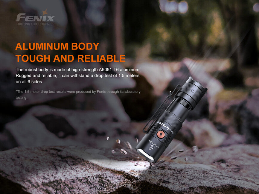 Fenix PD25R žepna svetilka