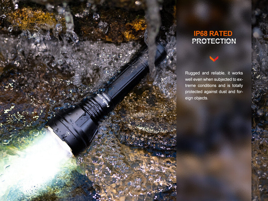Fenix HT32 lovska svetilka