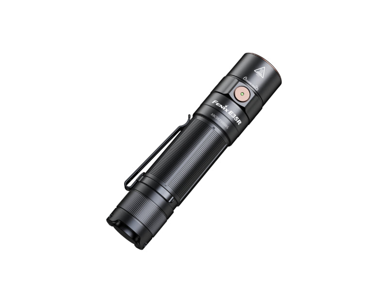 Fenix E35R dobíjateľné vreckové svietidlo a biely difuzér AOD-S V2.0