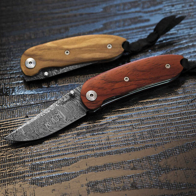 Lionsteel 8210D UL žepni nož s rezilom iz damastnega jekla