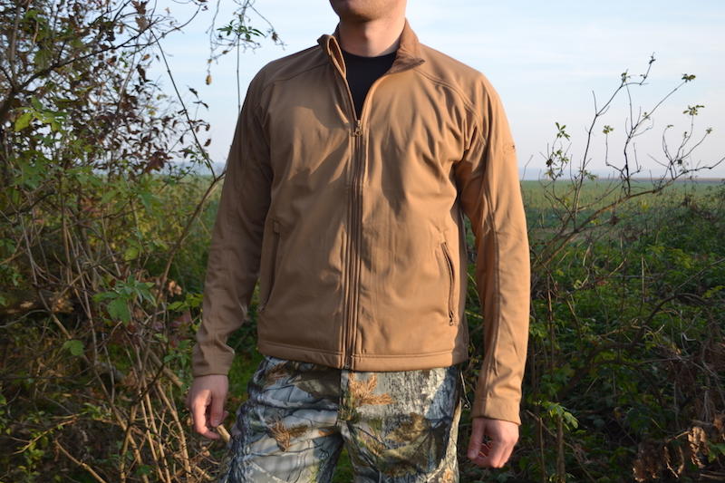 Mil-Tec lite SoftShell 3-vrstvena lahka softshell jakna, coyote