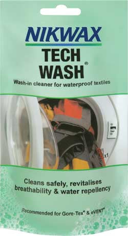 Nikwax detergent za pranje za na prostem oblačilo in sintetične spalne vreče Tech Wash Sachet 100ml