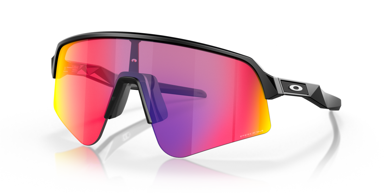 Oakley SUTRO LITE SWEEP sončna očala s okvirjem Matte Black in stekelci Prizm Road