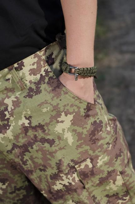 MFH zapestnica paracord kovinska spona, olivna
