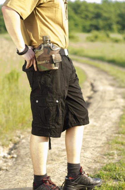 Mil-Tec US pohodniška steklenica 1l s ALU skledo, Woodland