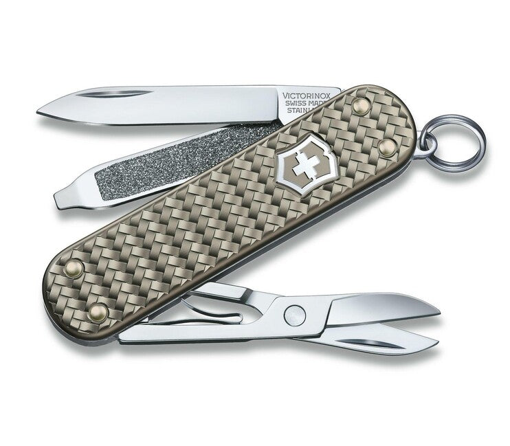 Victorinox Classic SD Precious Alox Infinite Grey večnamenski nož 58mm, siva