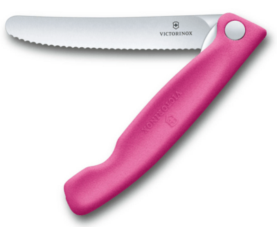 Victorinox Swiss Classic preklopni nož za sadje in zelenjavo z zobatim rezilom, rožnata