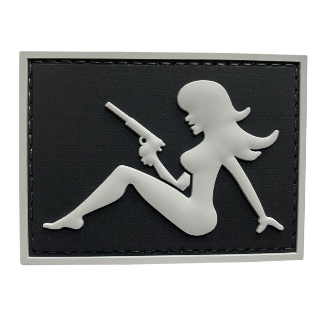 WARAGOD 3D Girl with Pistol on Right Hand našitek, črn, 7x5cm