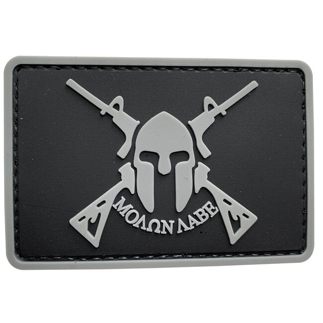 WARAGOD 3D našitek Molon Labe Spartan With Two Rifles 7.5x5cm, črn