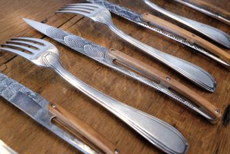 Deejo komplet 6 nožev za zrezke bleščeče rezilo oljčni les design Art Déco